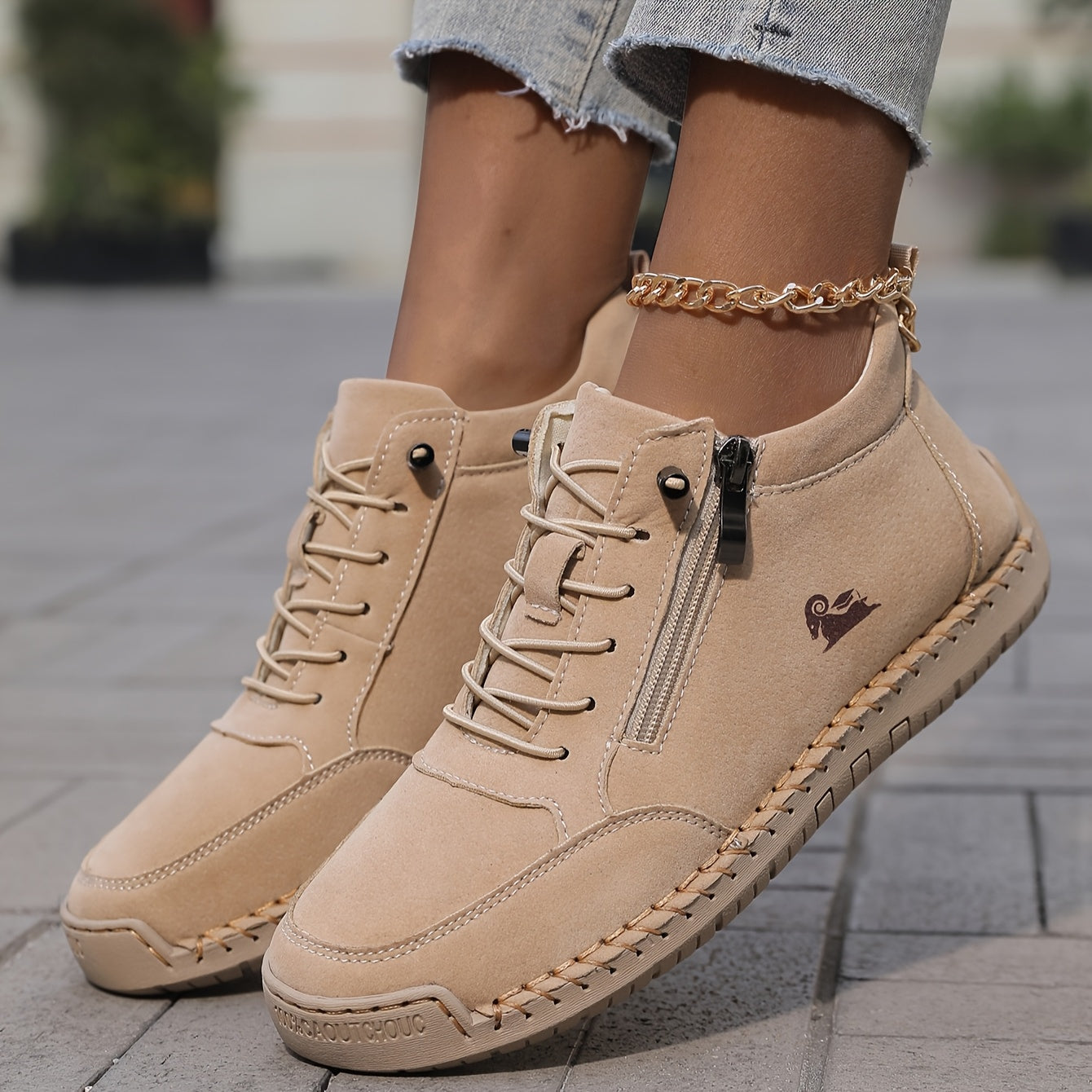 Mila – Comfortable Orthopedic Sneakers
