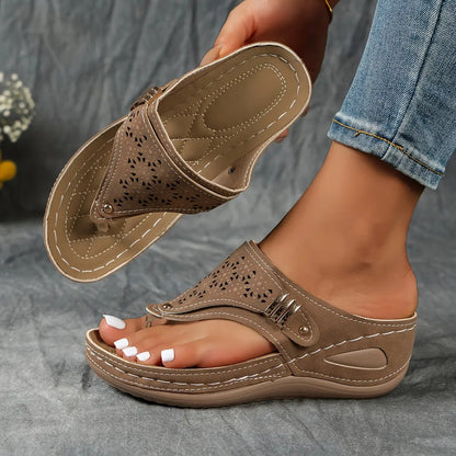 Élodie™ - Women's Wedge Flip Flops