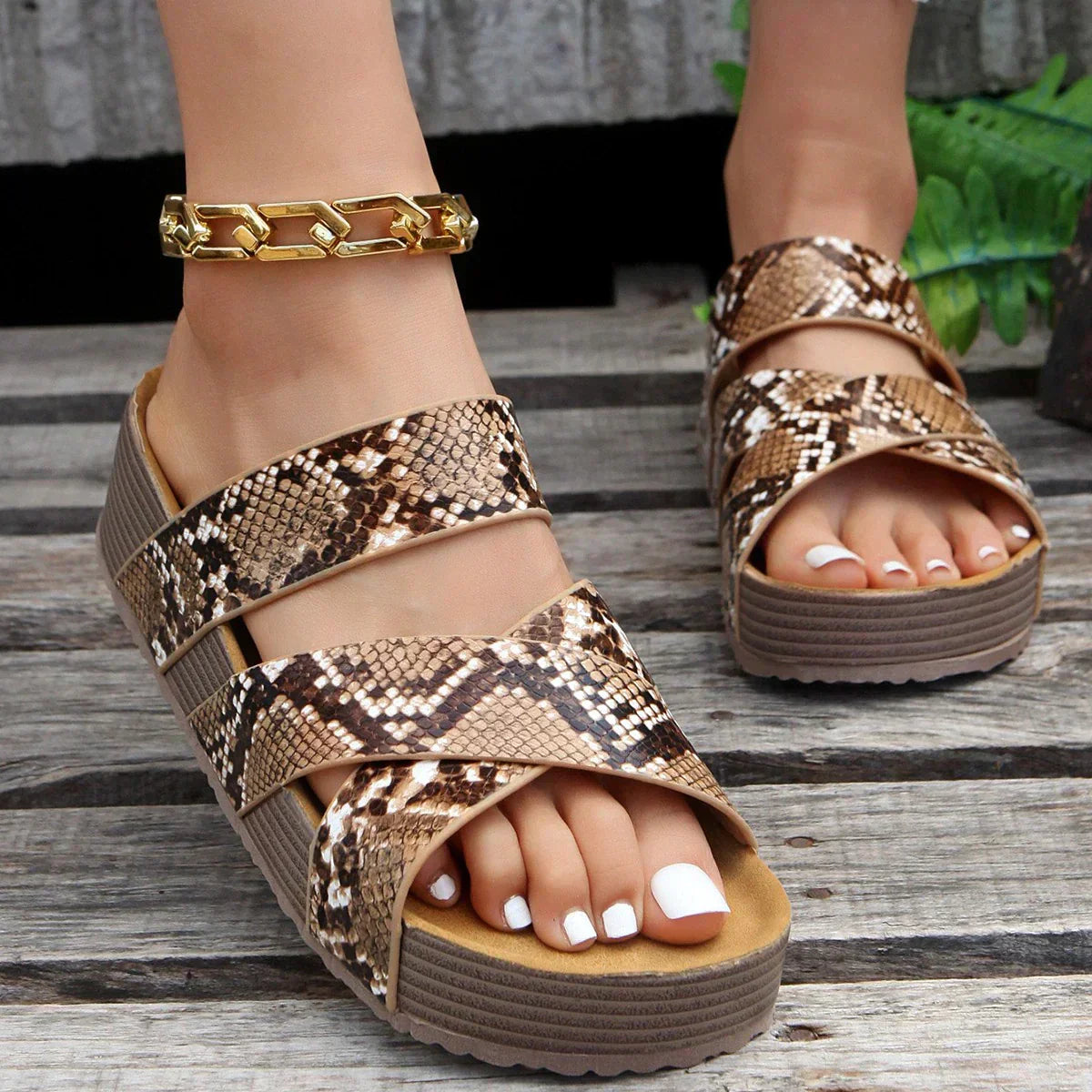 Nikki™ - Fashionable Orthopedic Sandals