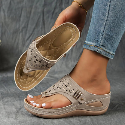 Élodie™ - Women's Wedge Flip Flops