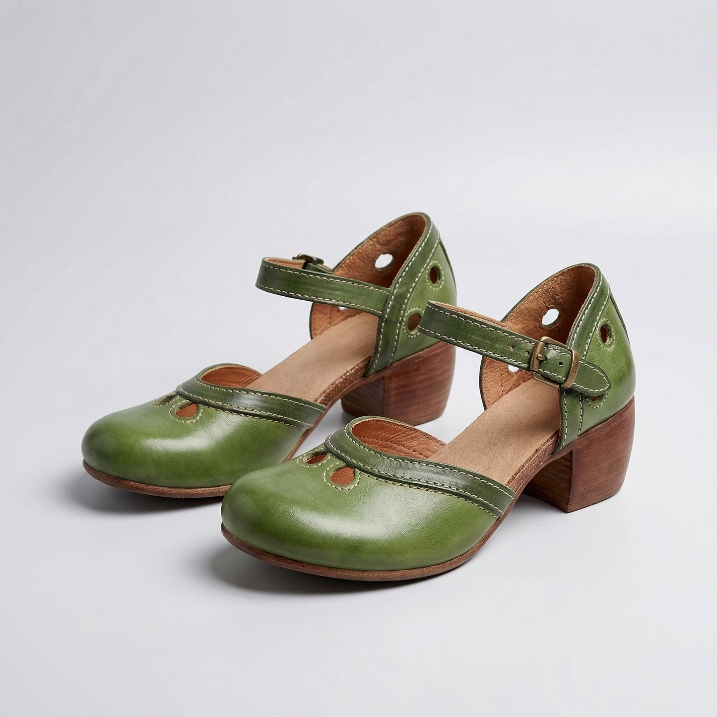 Laisy™ - Orthopedic Sandals with Low Heel