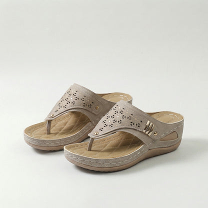 Élodie™ - Women's Wedge Flip Flops